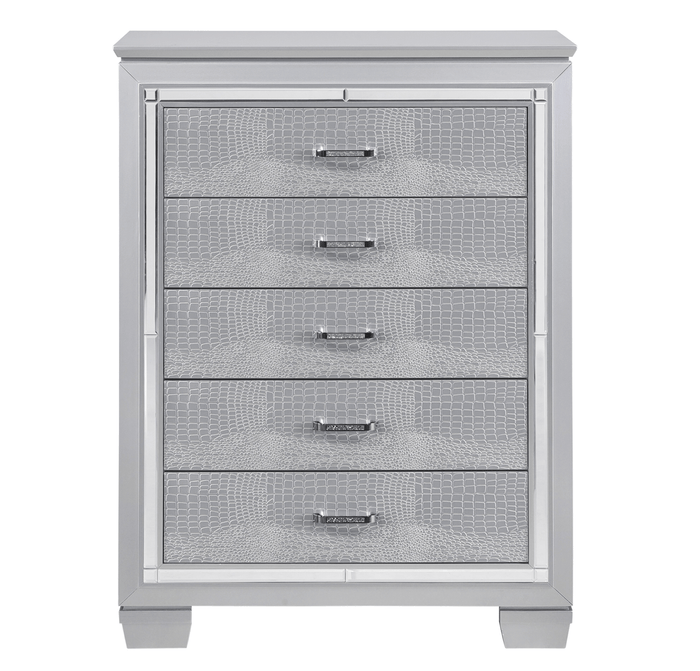 Chest / Silver