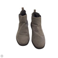 Boots Ankle Flats By Clothes Mentor In Grey, Size: 9