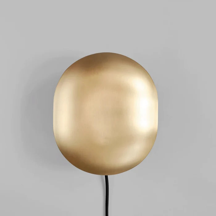 Clam Wall Lamp - Brass Lamps 101 Copenhagen