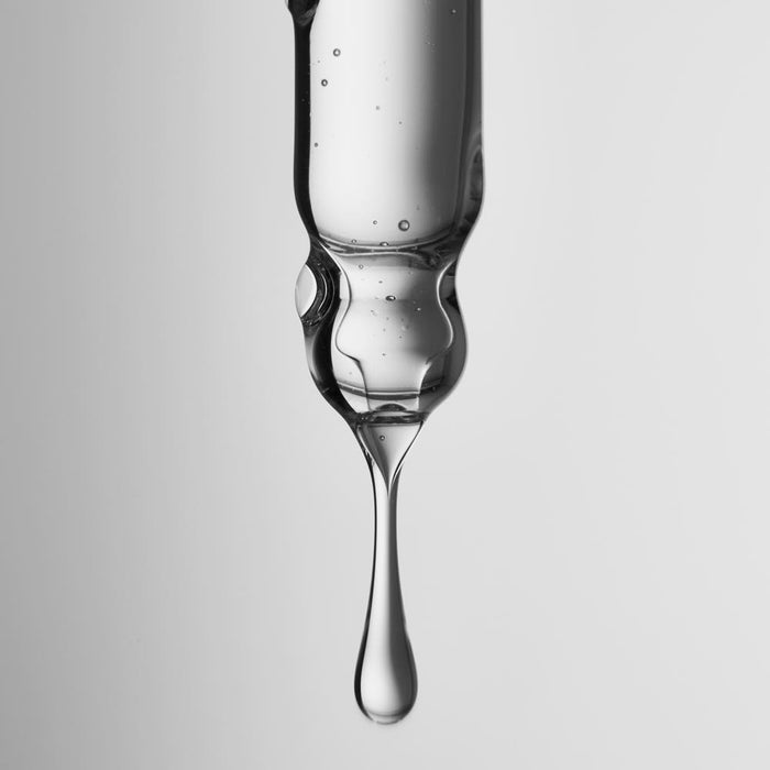 Clean Beauty Scalp Therapy Drops close-up of serum