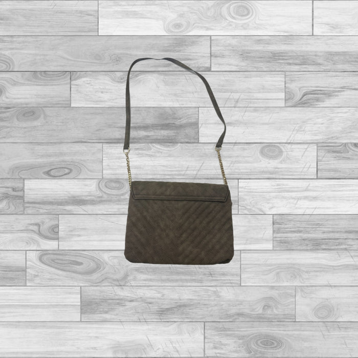 Crossbody Clothes Mentor, Size Medium