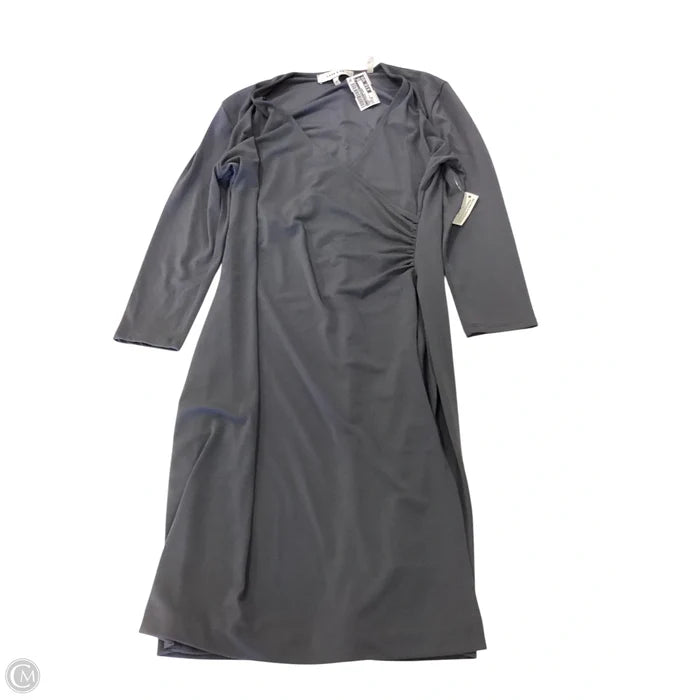 Dress Casual Short By Clothes Mentor In Grey, Size: 10