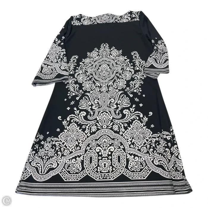 Dress Casual Short By Cmc In Black & White, Size: L
