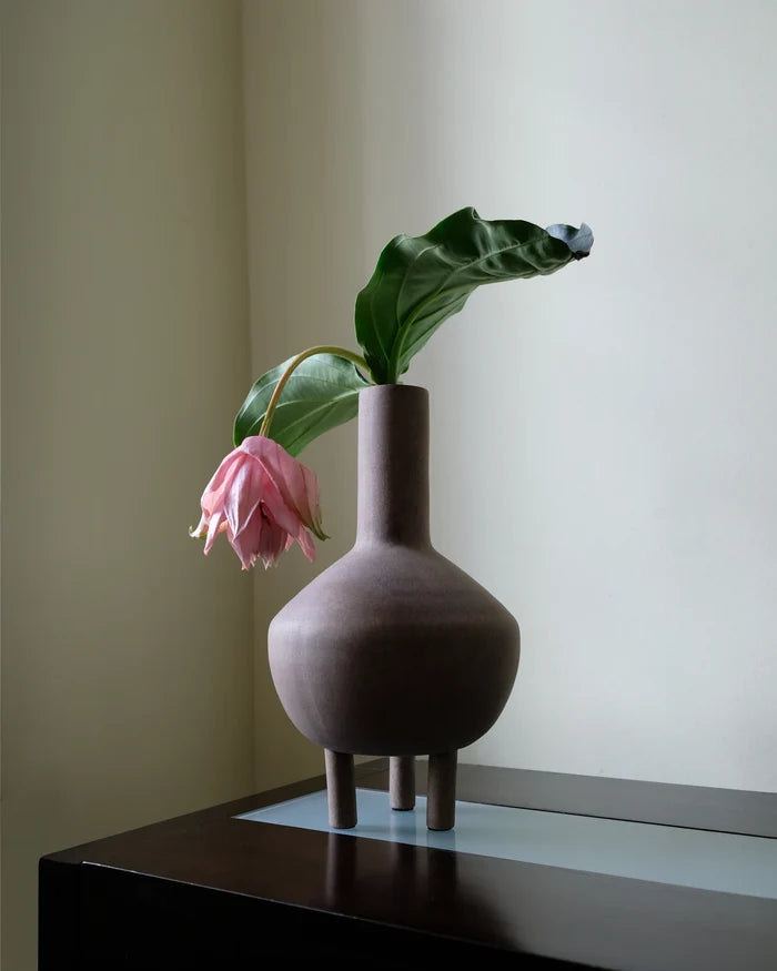 Duck Vase, Fat - Taupe Vases 101 Copenhagen