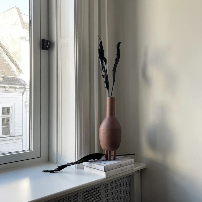 Duck Vase, Slim - Terracotta Vases 101 Copenhagen