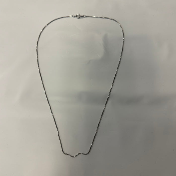 Necklace Chain By Clothes Mentor
