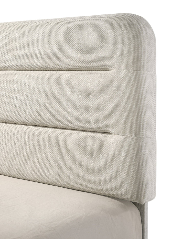 Nyomi White Bedroom Collection