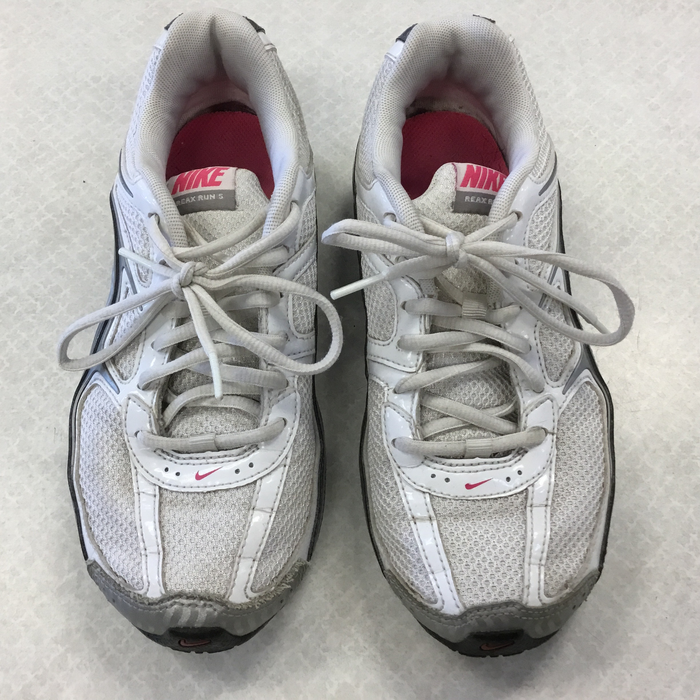 Shoes Athletic By Nike  Size: 6