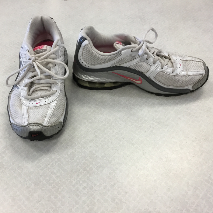 Shoes Athletic By Nike  Size: 6