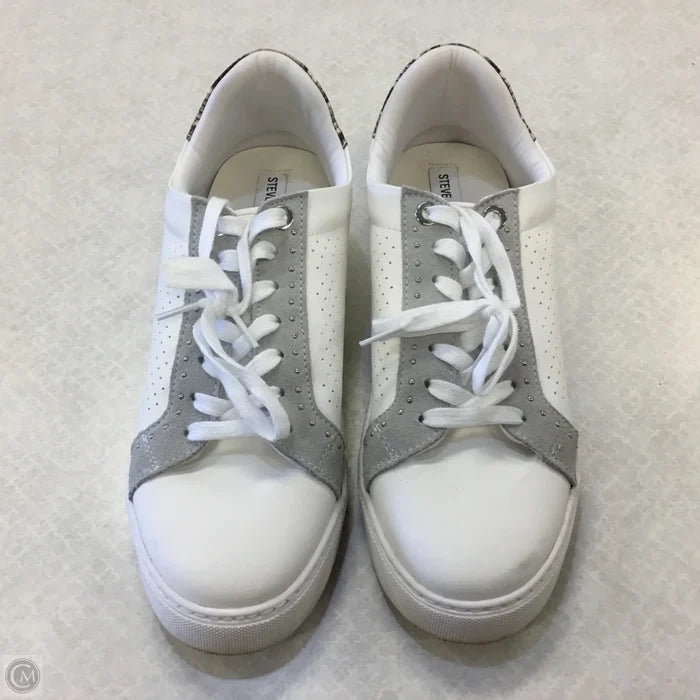 Shoes Athletic By Steve Madden In White, Size: 10