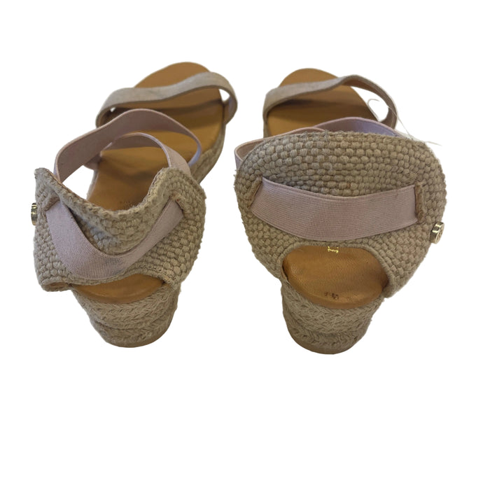 Shoes Heels Wedge By Clothes Mentor In Tan, Size: 9.5