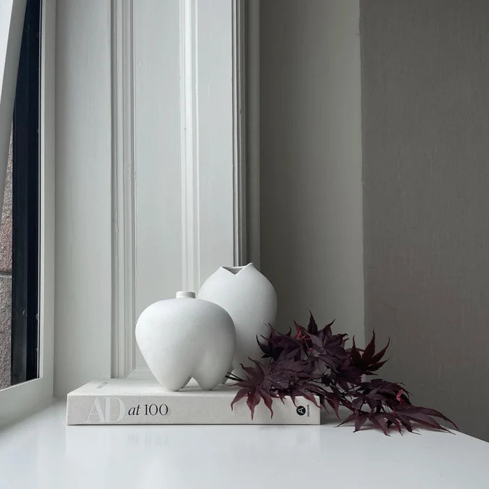 Sumo Vase, Petit - Bone White Vases 101 Copenhagen