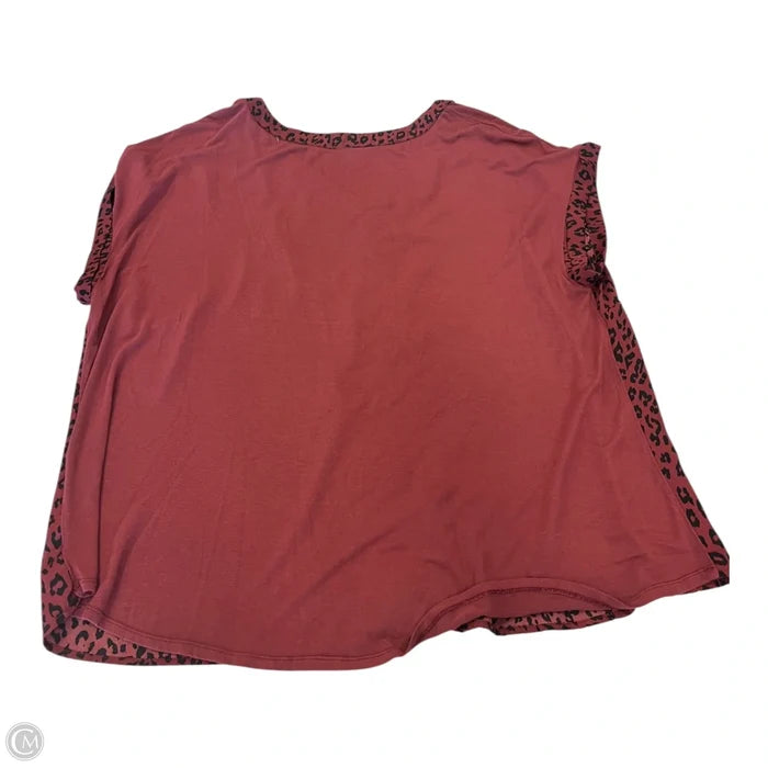 Top Short Sleeve By Fortune & Ivy In Red, Size: 2x