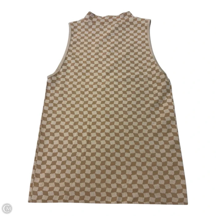 Top Sleeveless By Clothes Mentor In Tan, Size: 1x