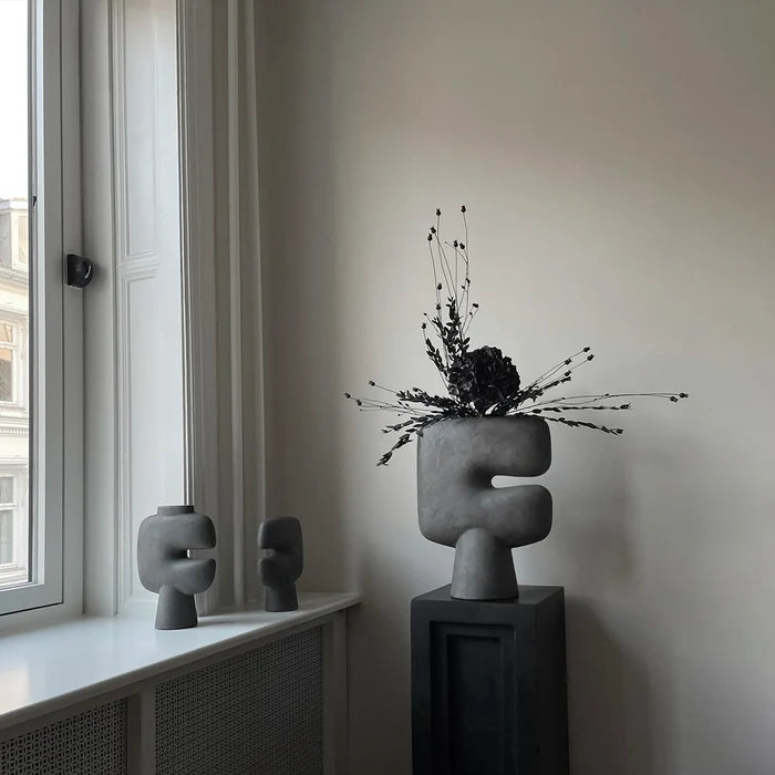 Tribal Vase, Big - Dark Grey Vases 101 Copenhagen