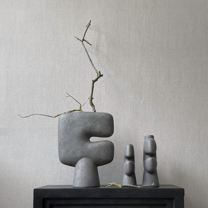 Tribal Vase, Mini - Dark Grey Vases 101 Copenhagen